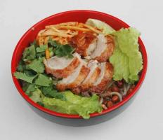 Guilin Rice Noodles with Fried Pork